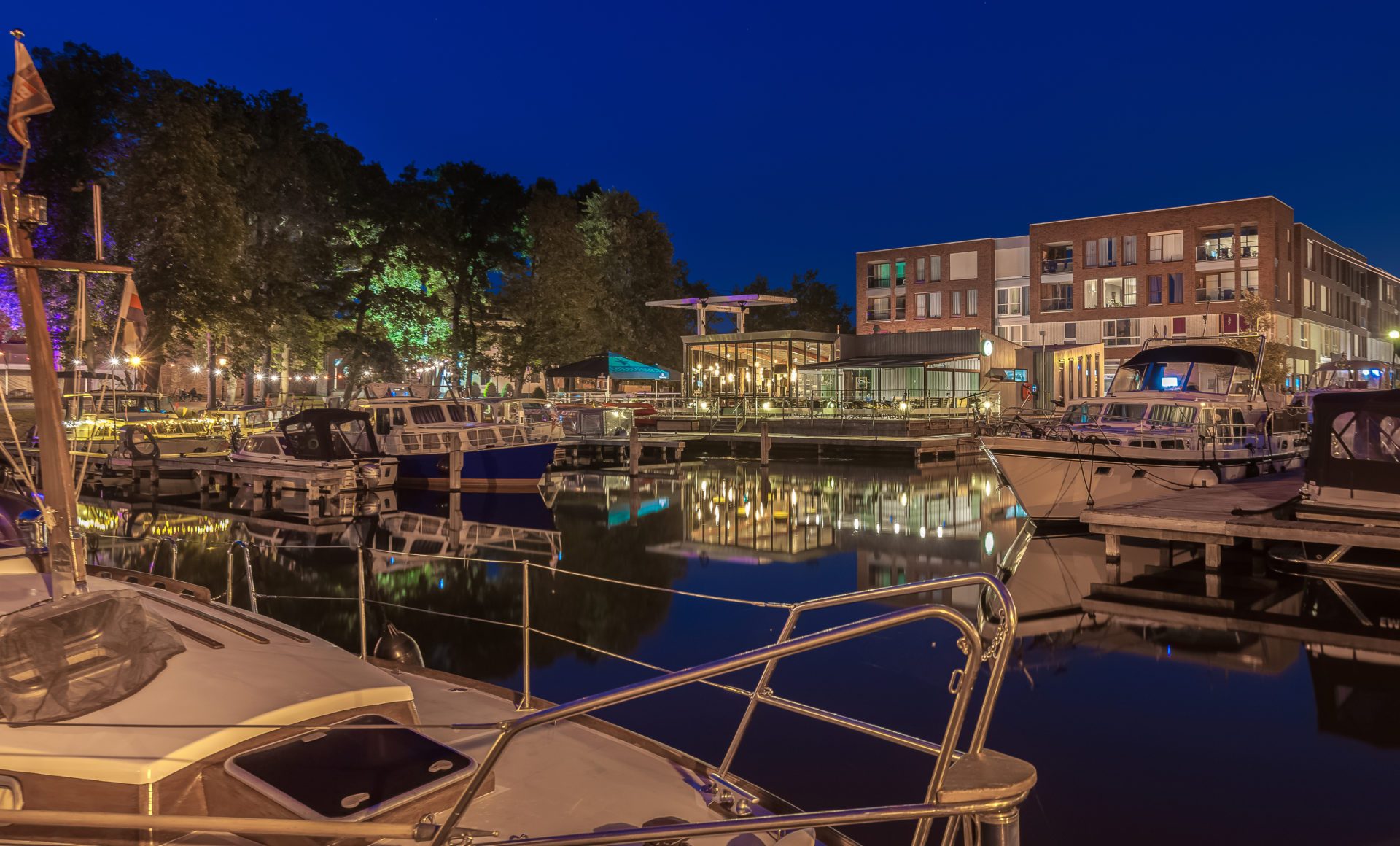 Paviljoen Overdiep Genieten aan het water in historisch Appingedam